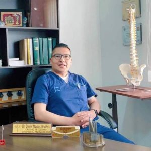 Dr. Daniel Marcos Uruchi L. Traumatólogo Ortopedista La Paz
