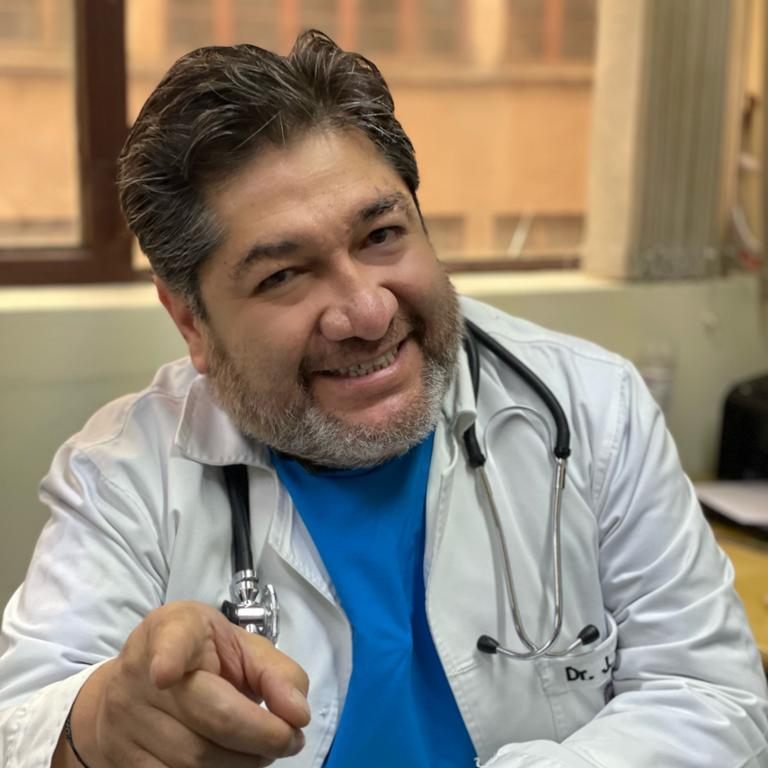 Dr. Jorge Edgar Oblitas Ferrufino - Médico Internista