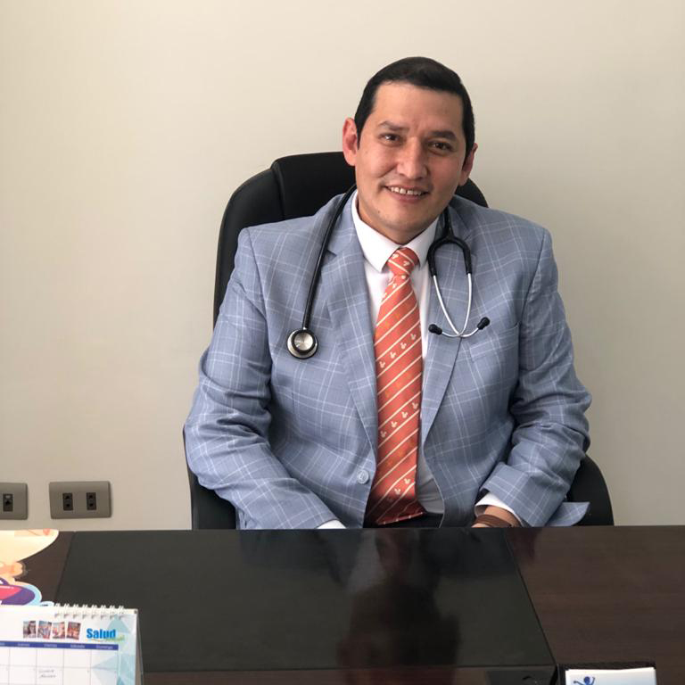 Dr. Pablo Davila - Pediatra Nefrologo