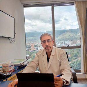 Dr. René Nava Romano Traumatólogo Ortopedista Cochabamba
