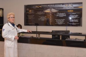Slider Dra. Denisse Requena Aramayo Médico Cirujano con Especialidad en Medicina Interna La Paz