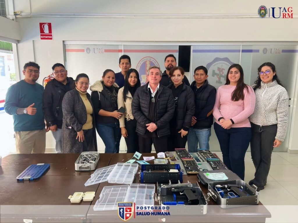 Inició la Maestría en Rehabilitación Oral con Mención en Patologías Tumorales Centro de Cirugía y Traumatología Maxilofacial Bolivia